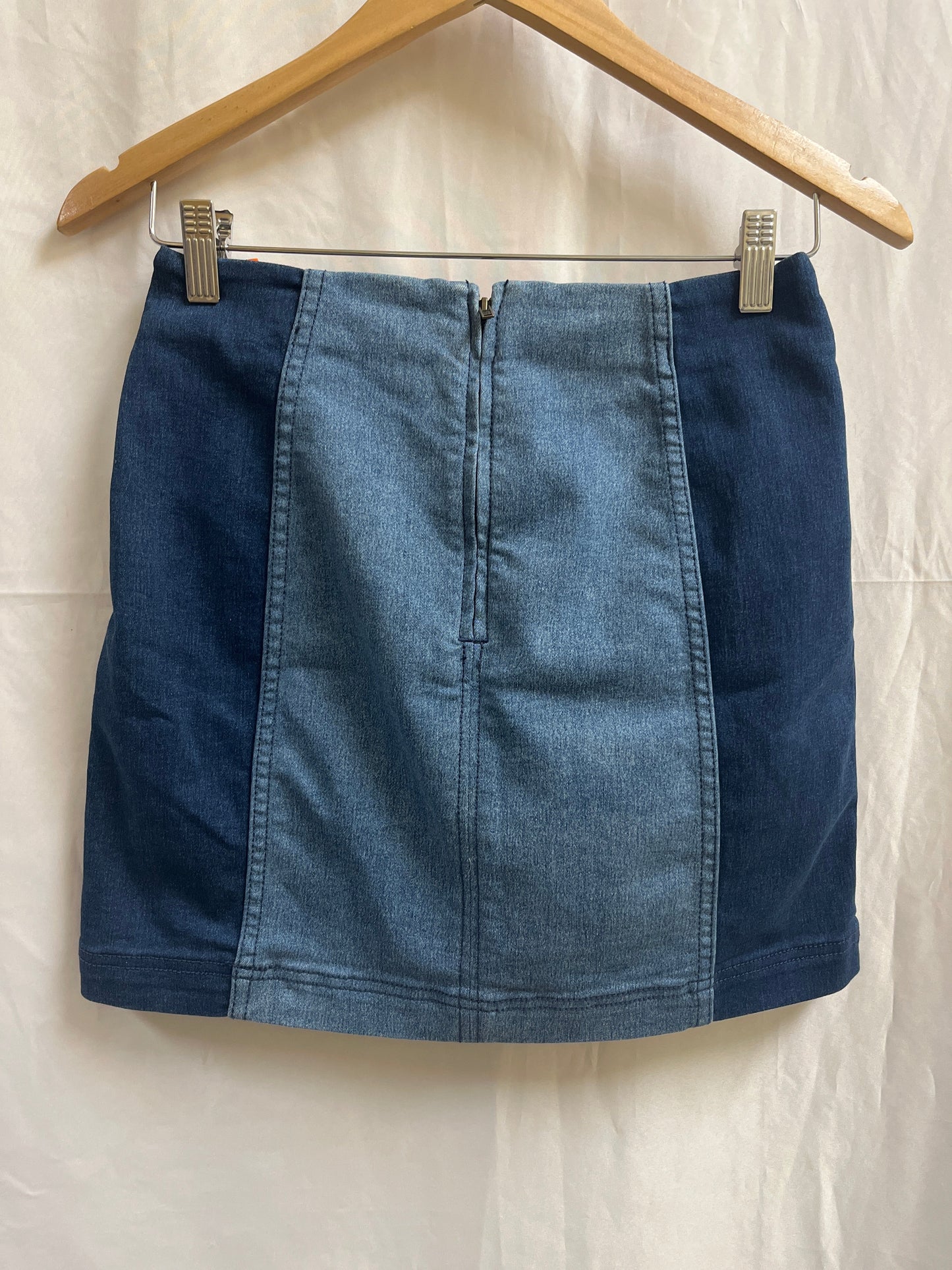 Skirt Mini & Short By Free People  Size: 2