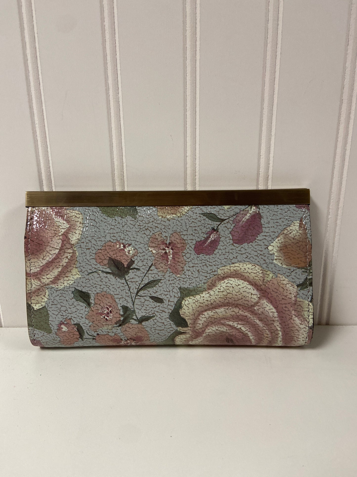 Wallet Designer Patricia Nash, Size Large