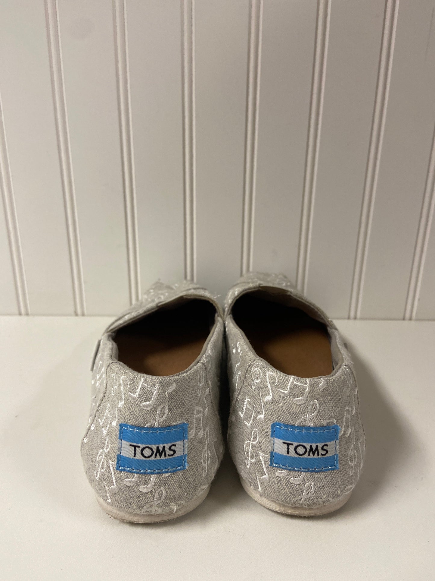 Grey Shoes Flats Toms, Size 6