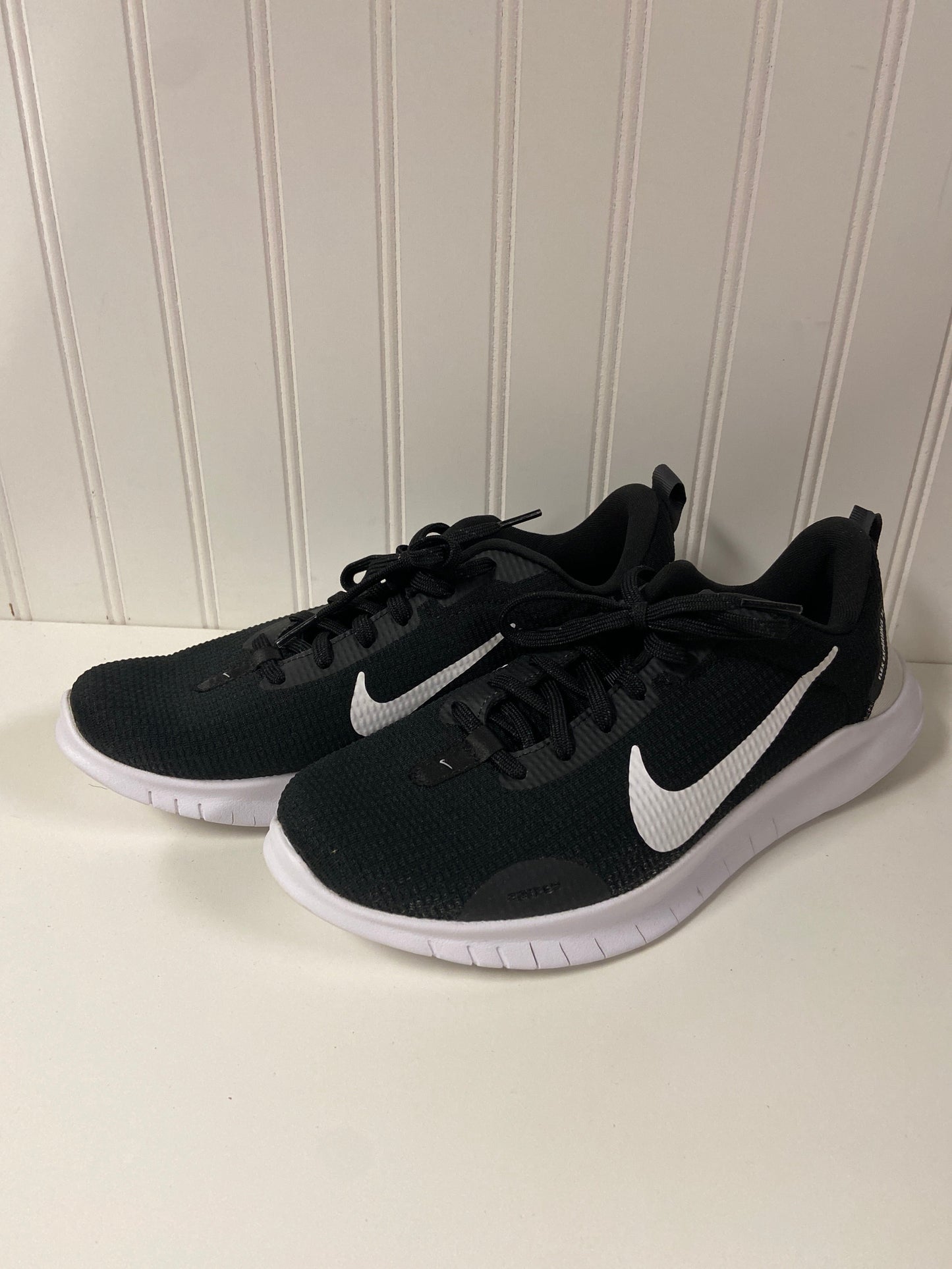 Shoes Athletic By Nike In Black, Size: 8