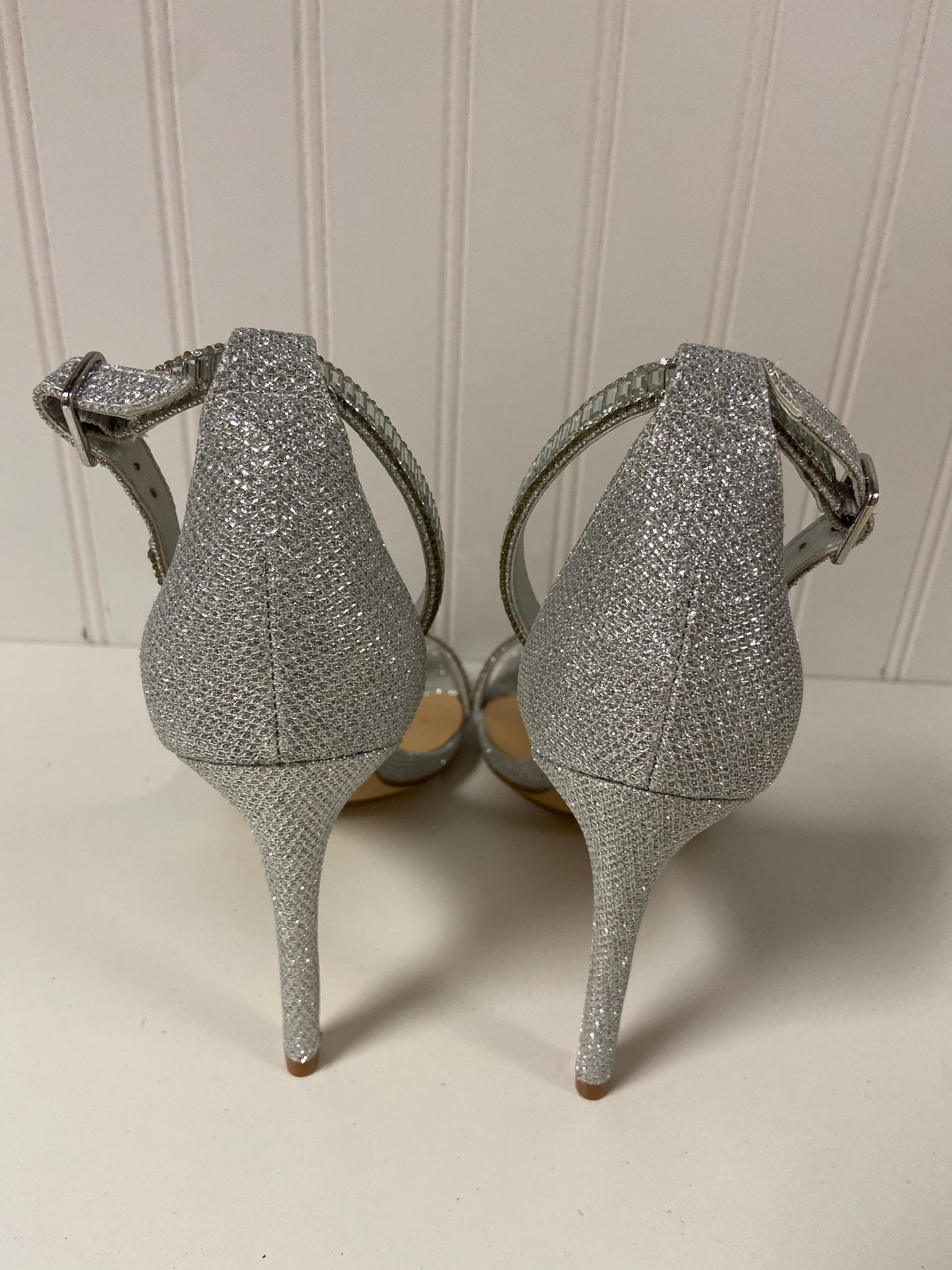 Sandals Heels Kitten By Aldo In Silver, Size: 9