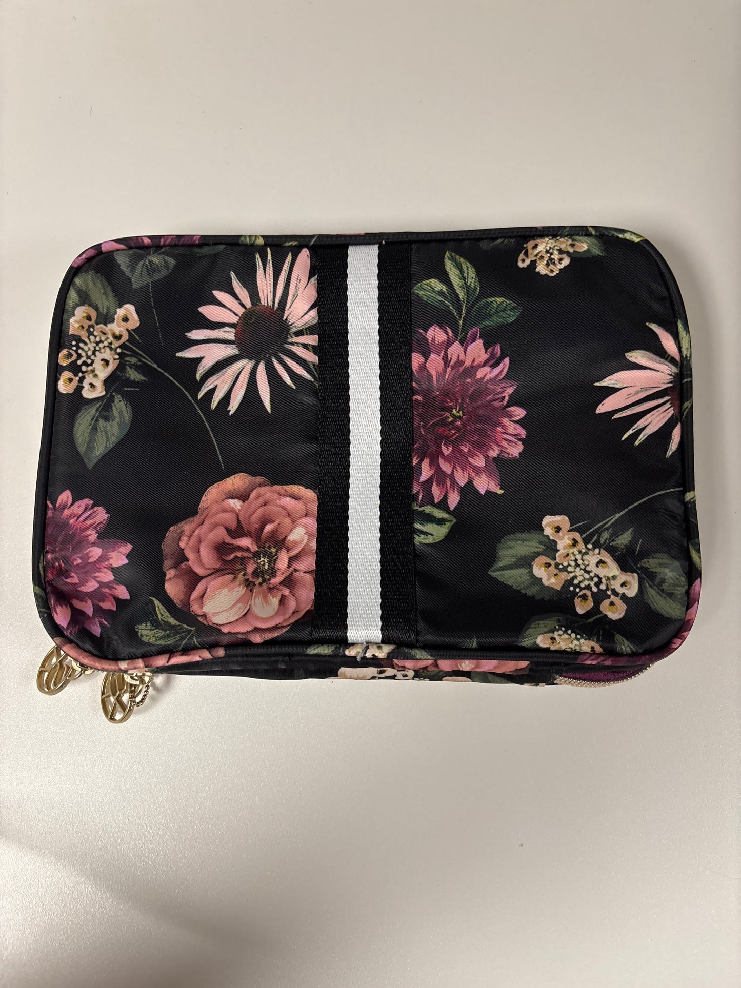 Makeup Bag By Cmc, Size: Large