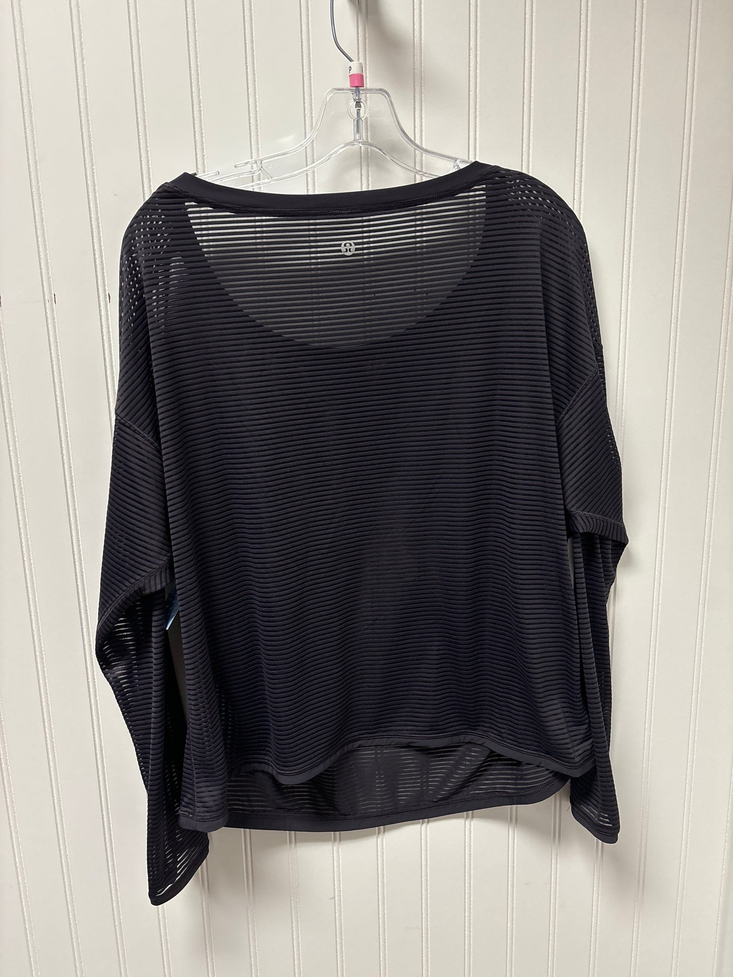 Athletic Top Long Sleeve Crewneck By Lululemon In Purple, Size: Xl