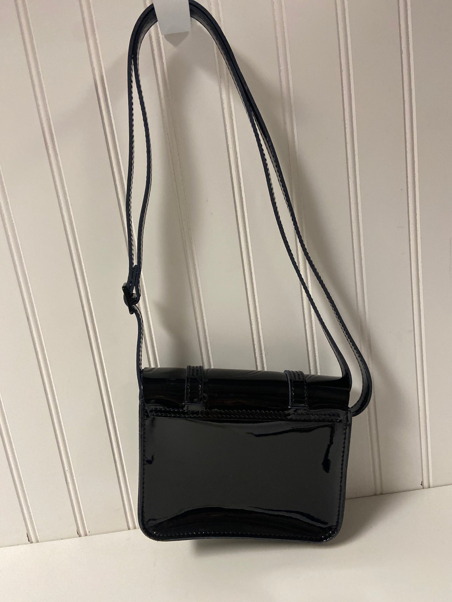 Handbag By Dr Martens, Size: Small