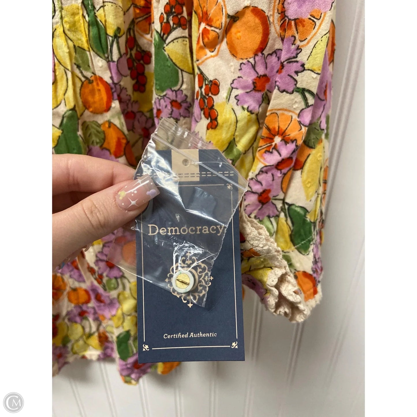 Top Long Sleeve By Democracy In Multi-colored, Size: M