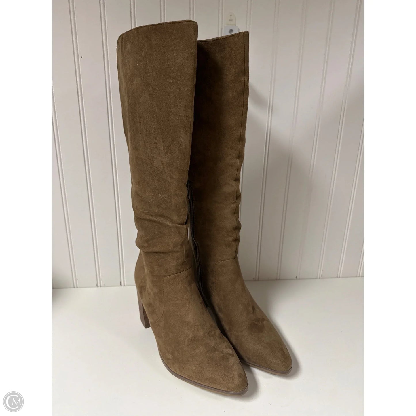 Boots Knee Heels By Universal Thread In Brown, Size: 9.5