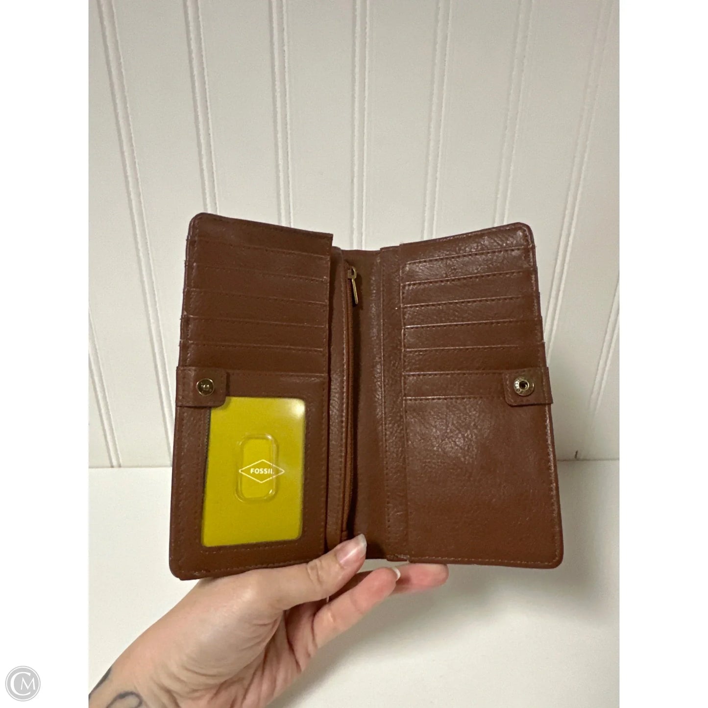 Wallet By Fossil, Size: Medium