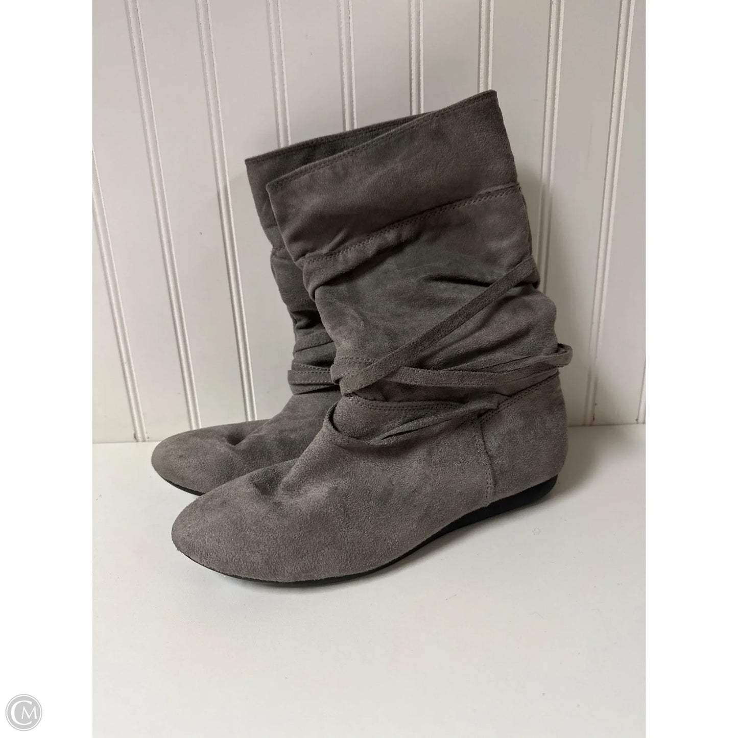 Boots Ankle Flats By Report In Grey, Size: 9