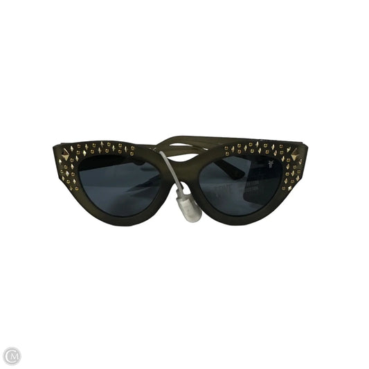 Sunglasses Designer By Frye, Size: Large