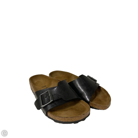 Sandals Flats By Birkenstock In Black, Size: 7