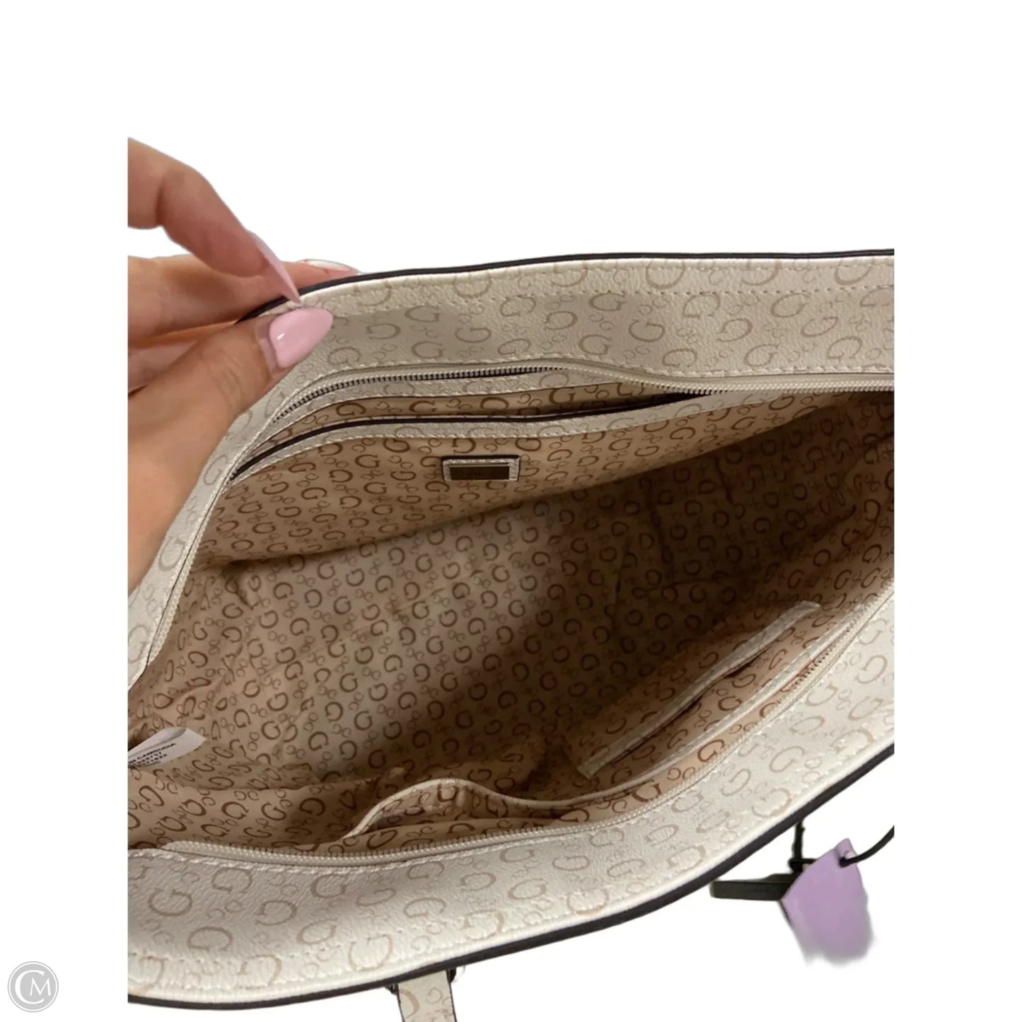 Handbag By Guess, Size: Medium