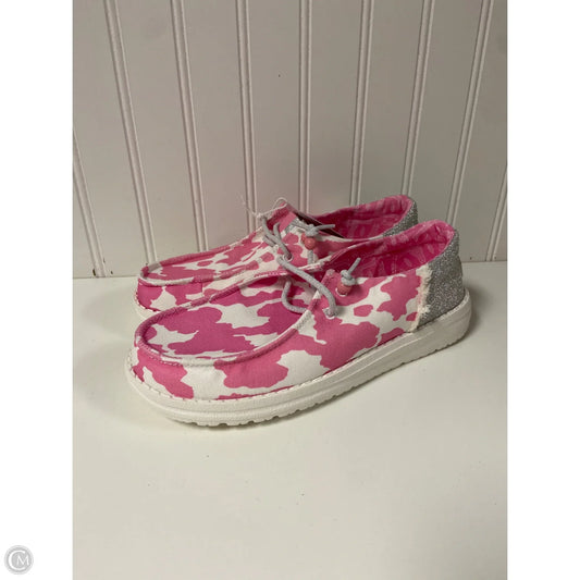 Shoes Flats By Hey Dude In Pink, Size: 7