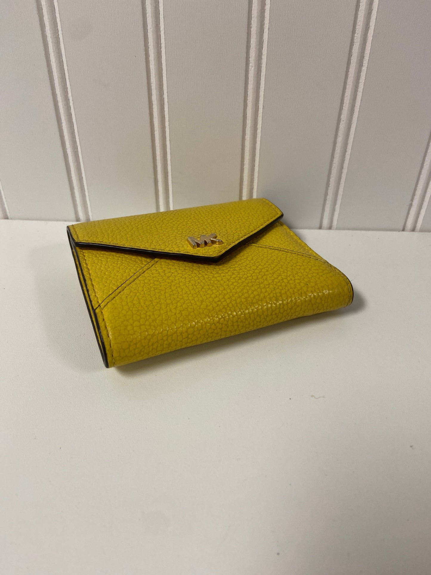 Wallet Designer By Michael Kors  Size: Small