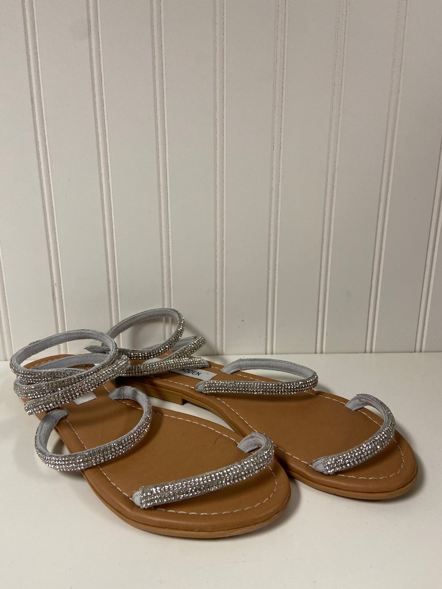 Silver Sandals Flats Steve Madden, Size 9