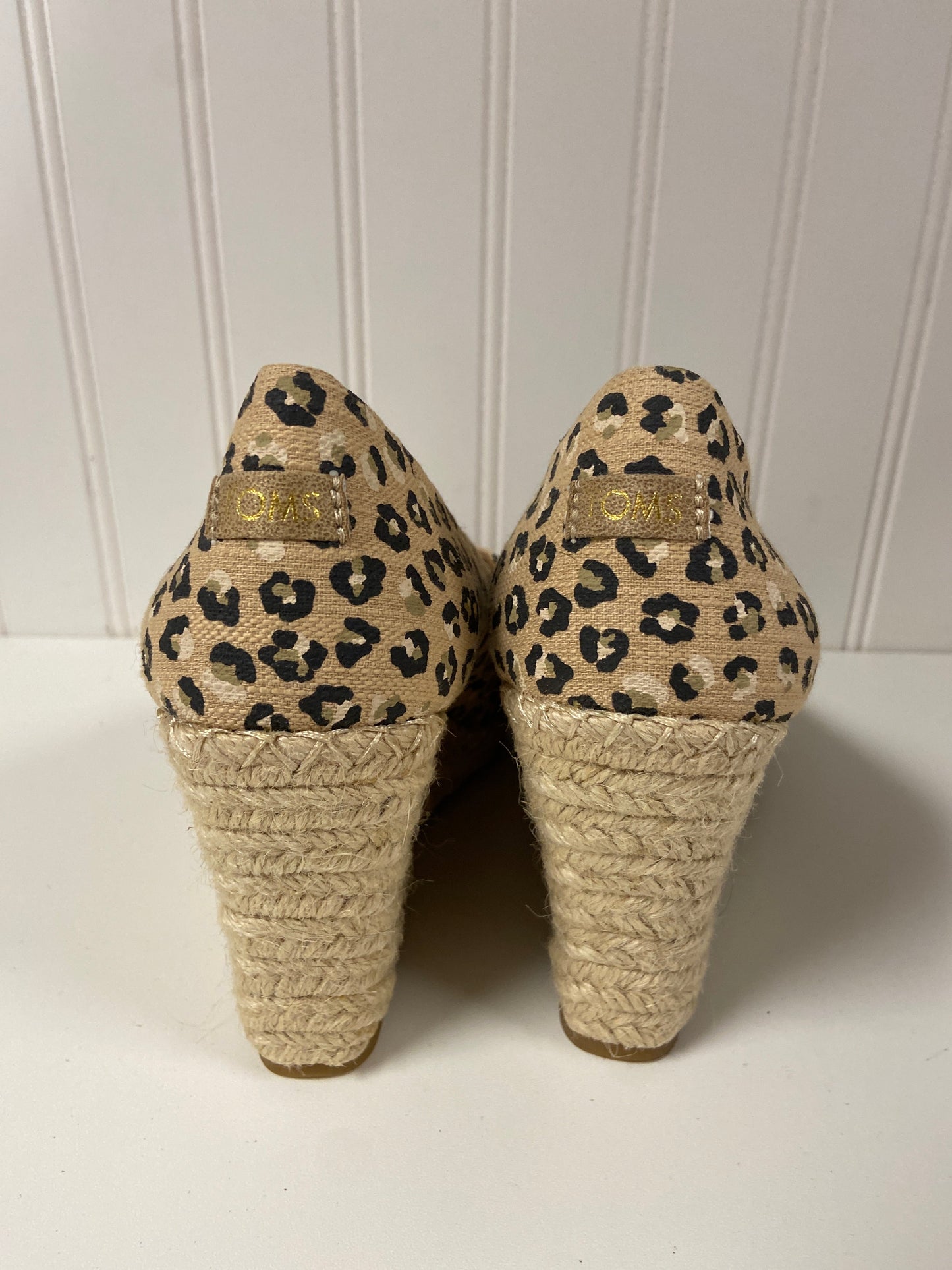 Shoes Heels Wedge By Toms In Animal Print, Size: 7