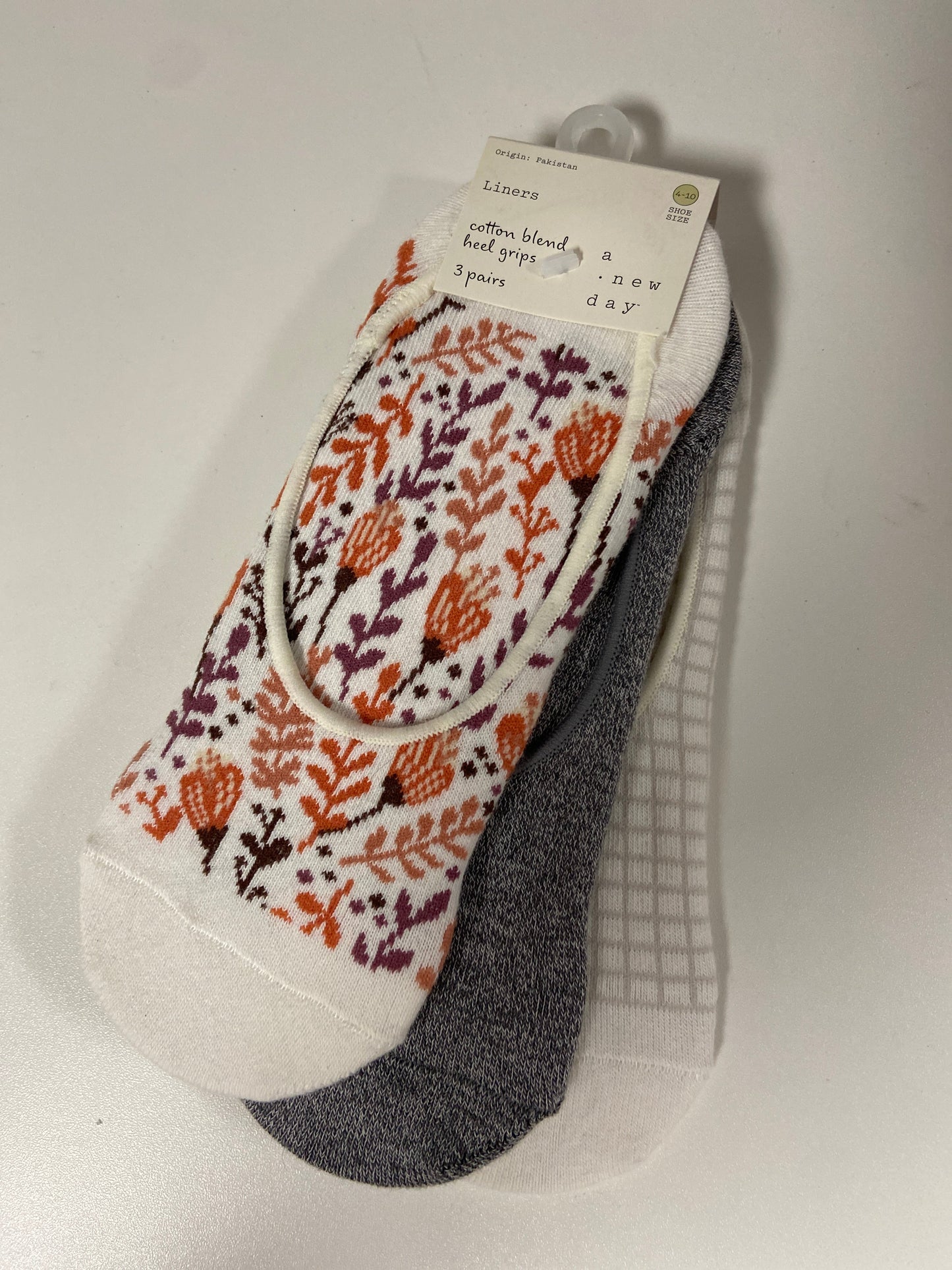 Socks By A New Day In Beige, Size: M