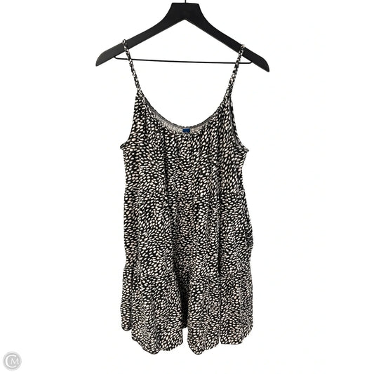 Top Sleeveless By Old Navy In Black & White, Size: Xl