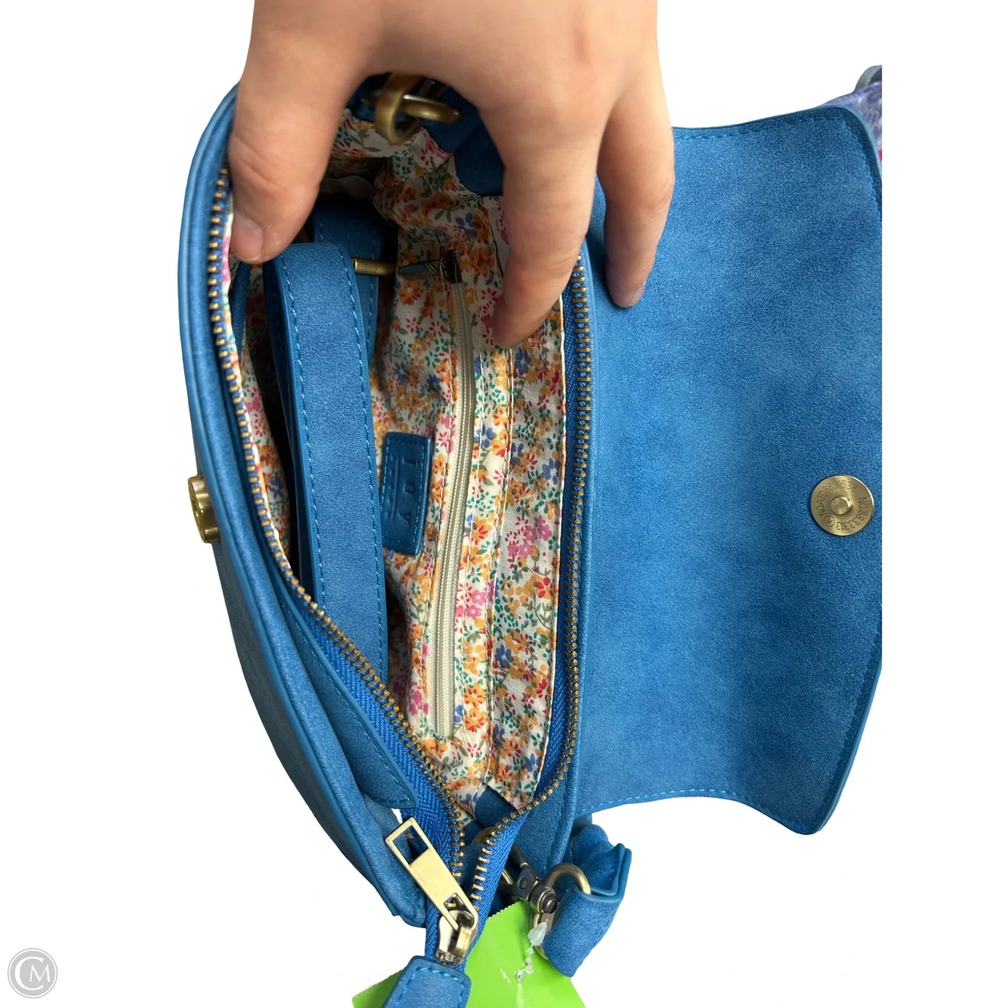 Handbag By Clothes Mentor, Size: Medium