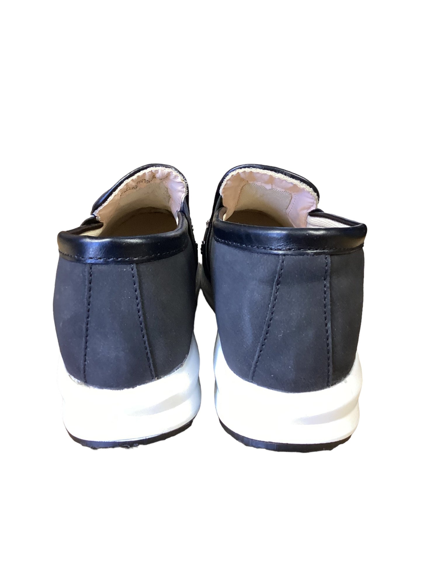 Black Shoes Sneakers Clothes Mentor, Size 7