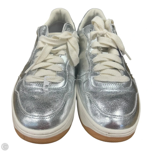 Shoes Sneakers By Skechers In Silver, Size: 9