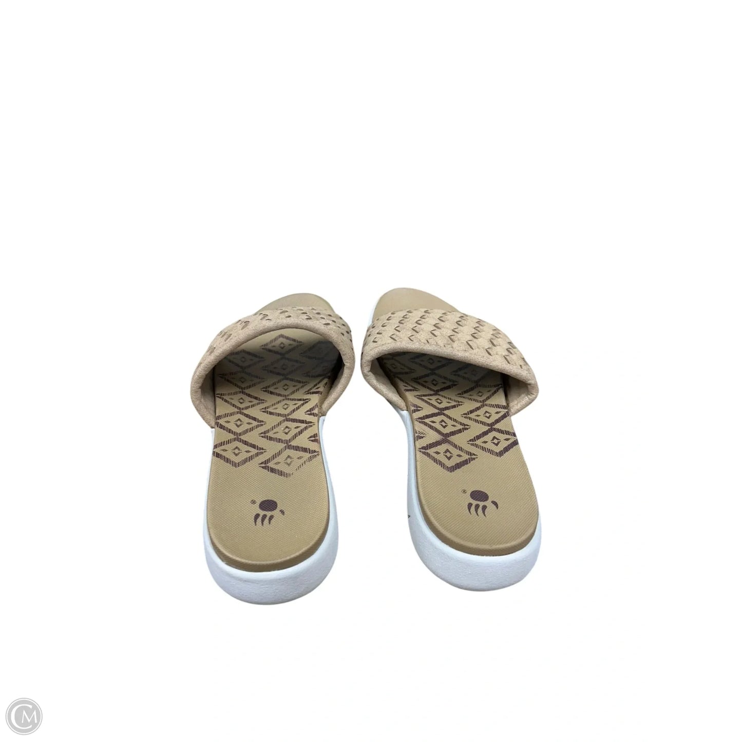 Sandals Flats By Bearpaw In Brown, Size: 9
