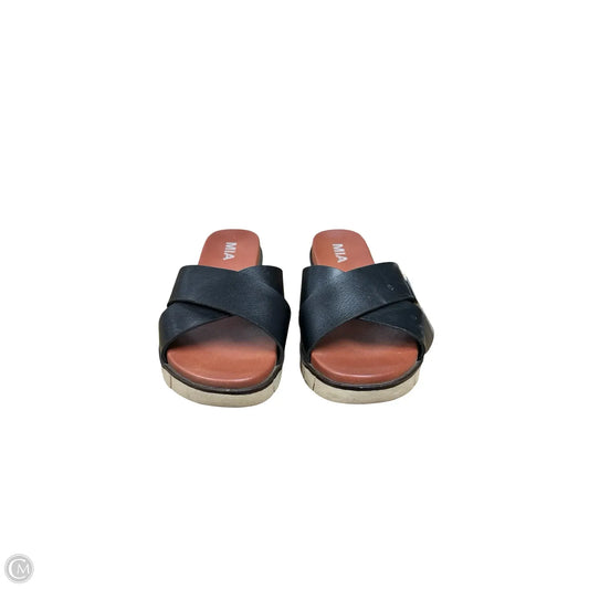 Sandals Flats By Mia In Black, Size: 6.5