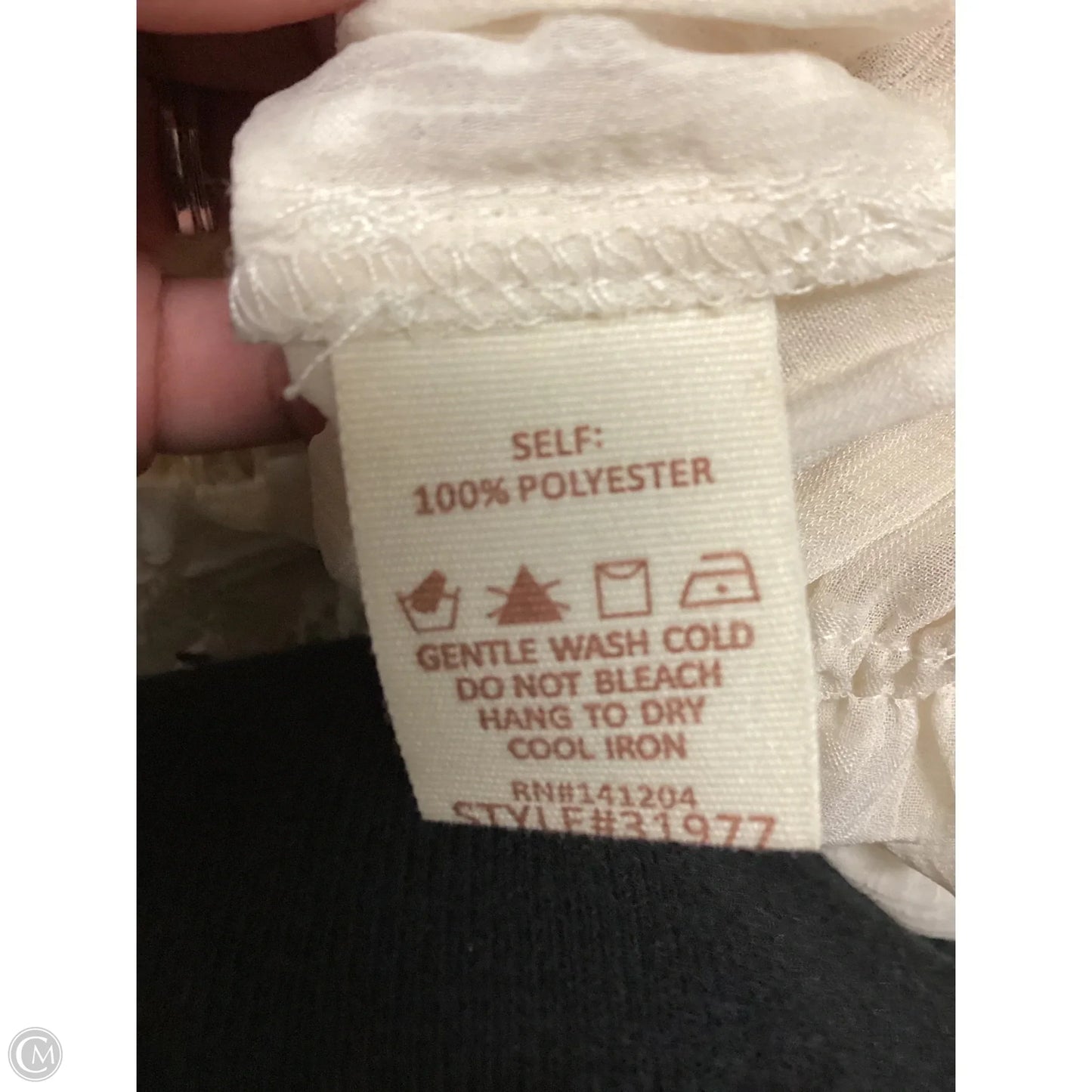 Top Short Sleeve By Hem & Thread In Cream, Size: S