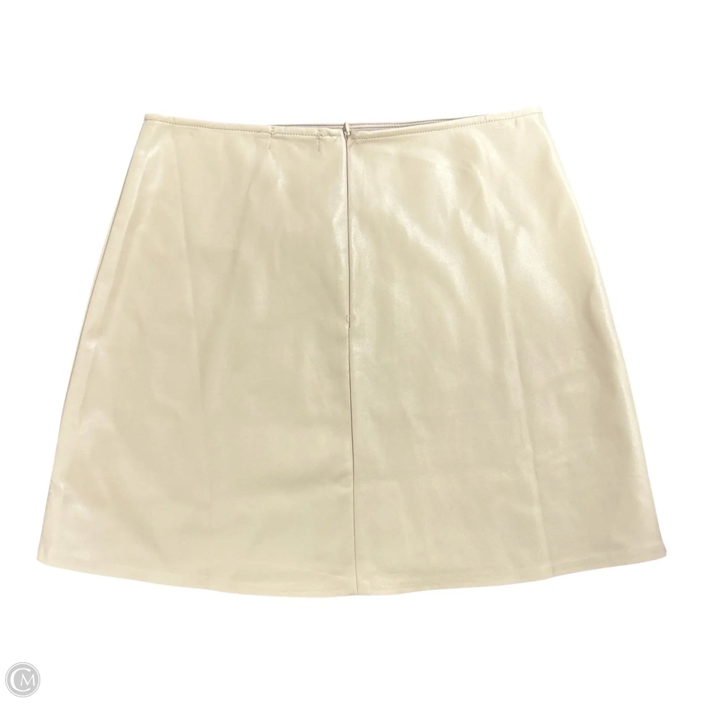 Skirt Mini & Short By Clothes Mentor In Tan, Size: M