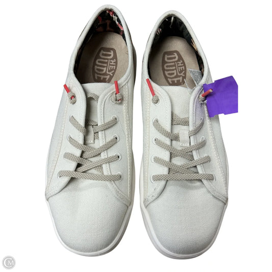 Shoes Flats By Hey Dude In Cream & Tan, Size: 9