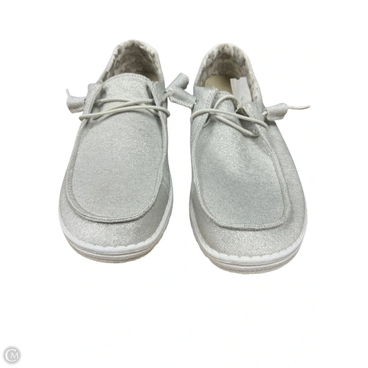 Shoes Flats By Hey Dude In Silver, Size: 8