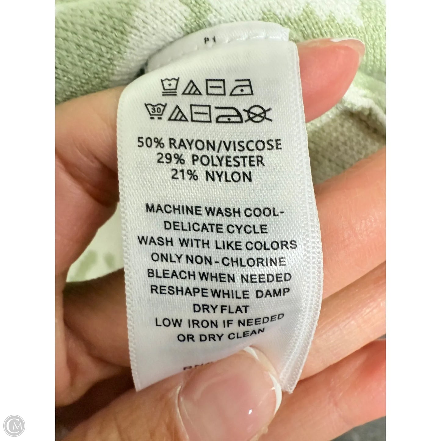 Sweater By Tahari By Arthur Levine In Green & White, Size: 1x