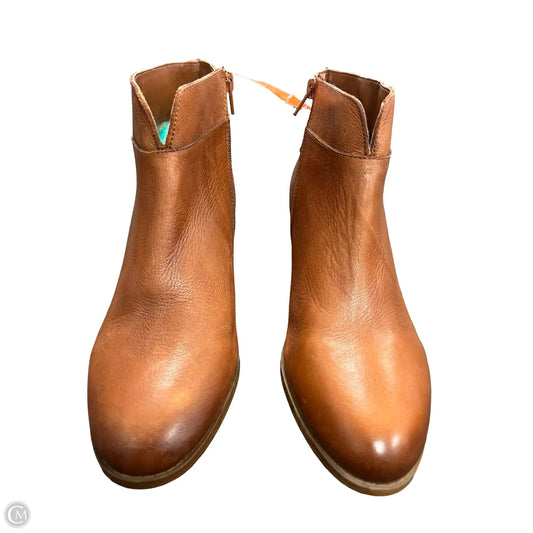 Boots Ankle Flats By Naturalizer In Brown, Size: 10