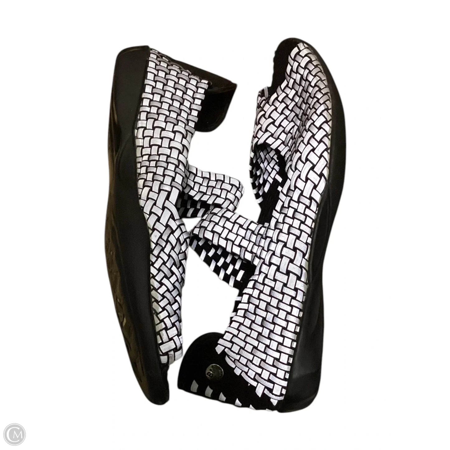 Sandals Flats By Bernie Mev In Silver, Size: 8.5