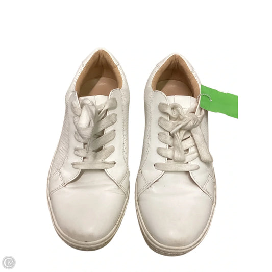 Shoes Sneakers By Steve Madden In White, Size: 9