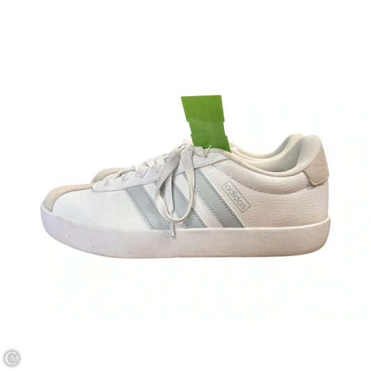 Shoes Sneakers By Adidas In White, Size: 9