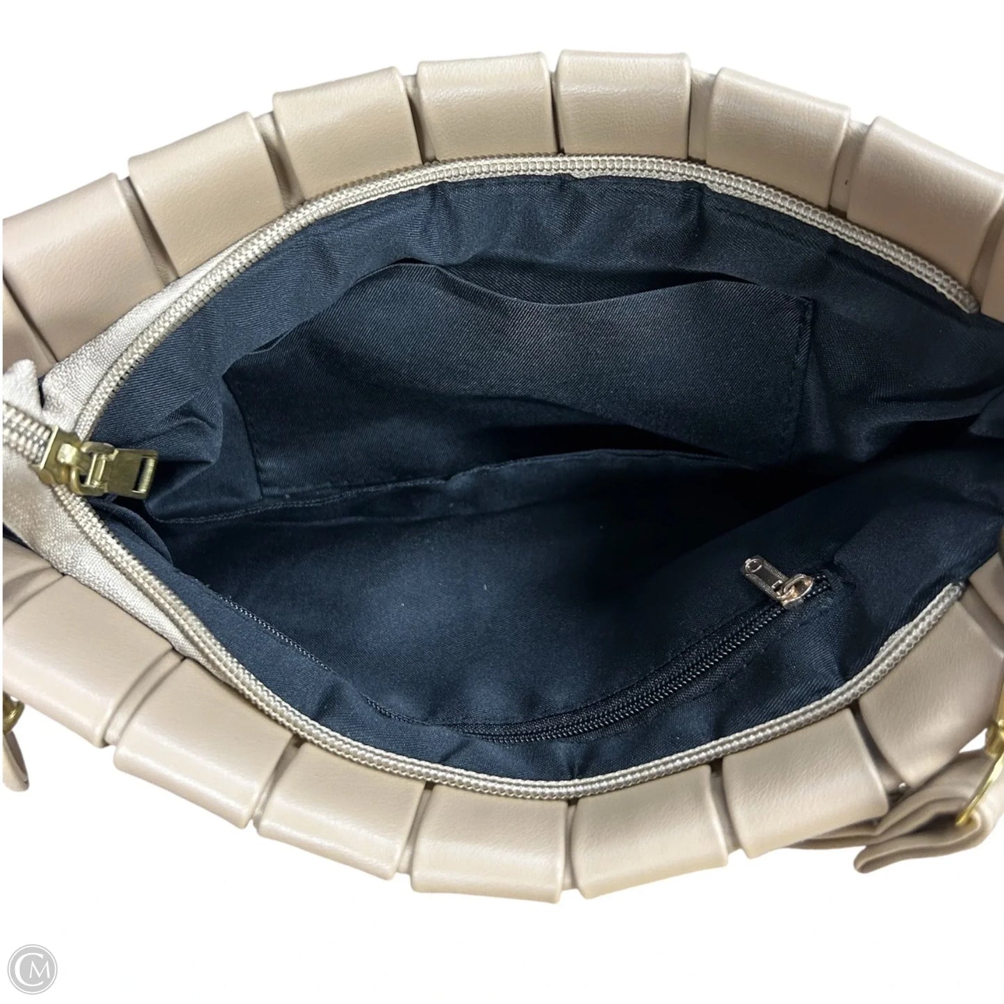 Crossbody By Clothes Mentor, Size: Small