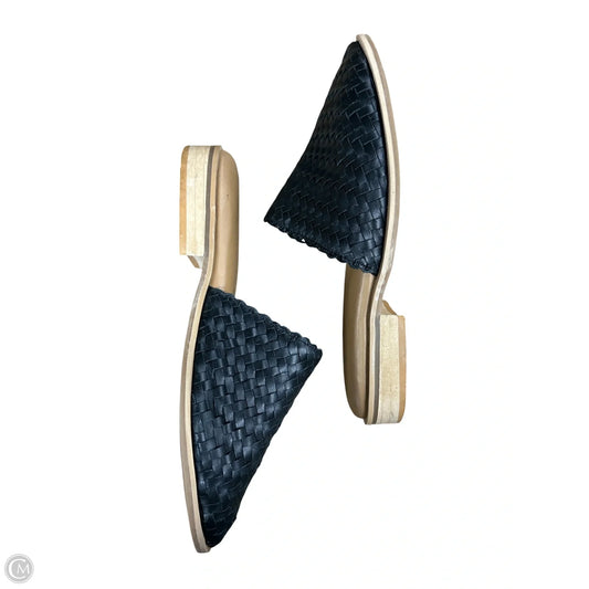 Shoes Flats By Clothes Mentor In Black, Size: 7