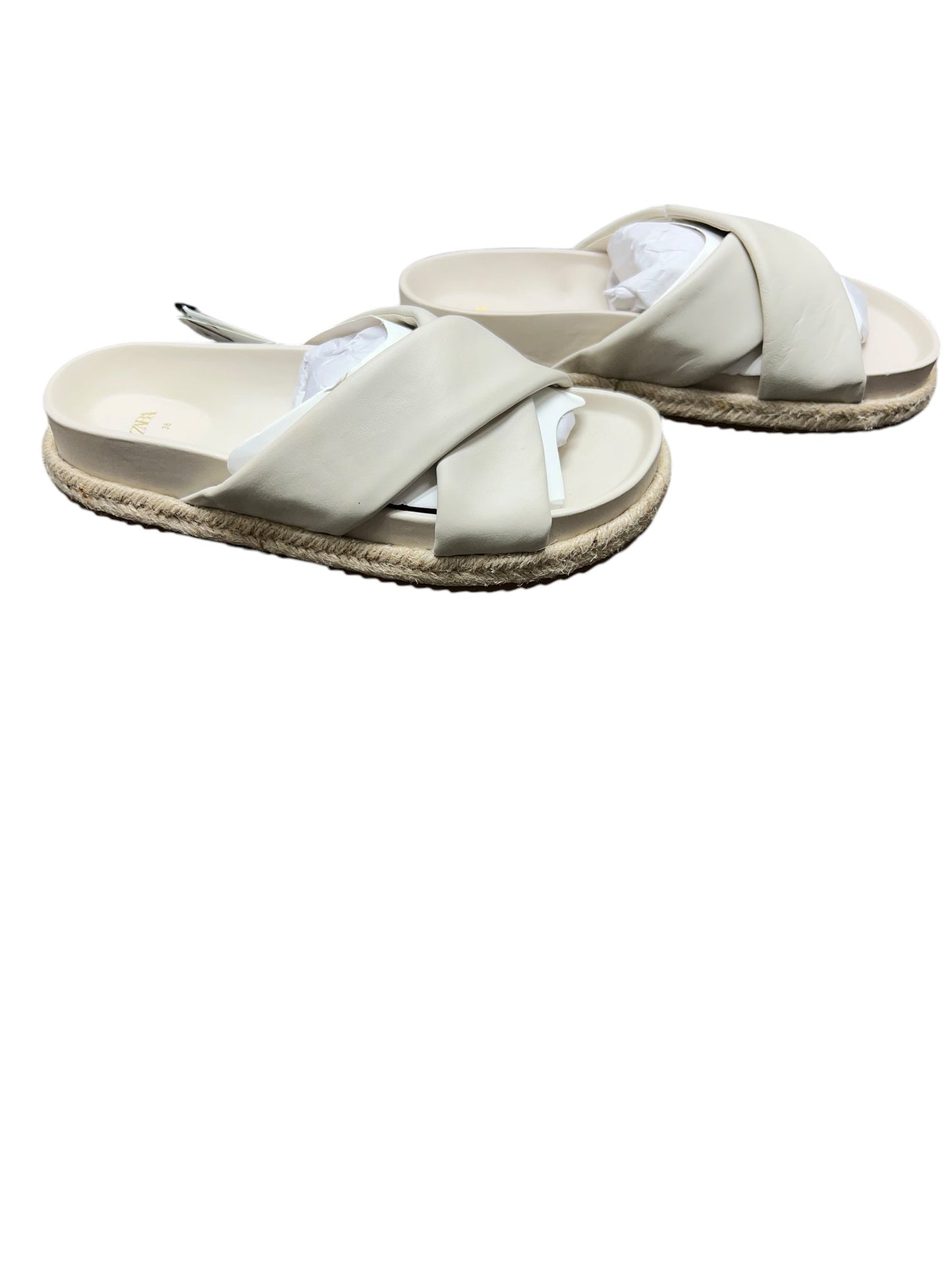 Sandals Flats By Zara In Cream, Size: 7.5