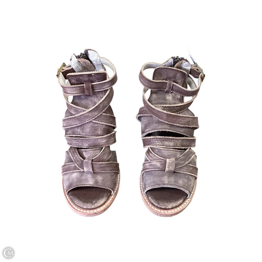 Sandals Heels Block By Freebird In Brown, Size: 7