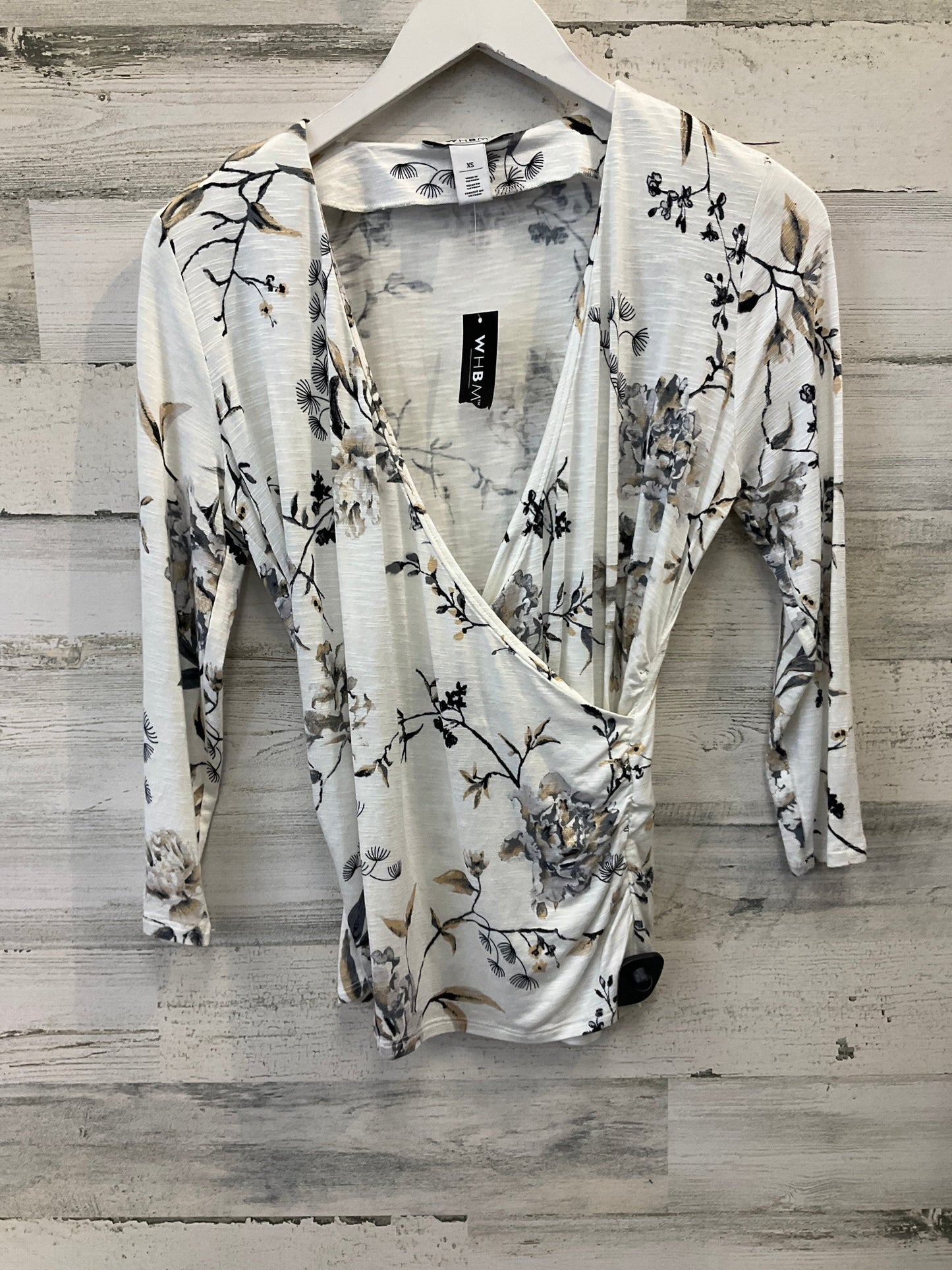 White Top 3/4 Sleeve White House Black Market, Size Xs