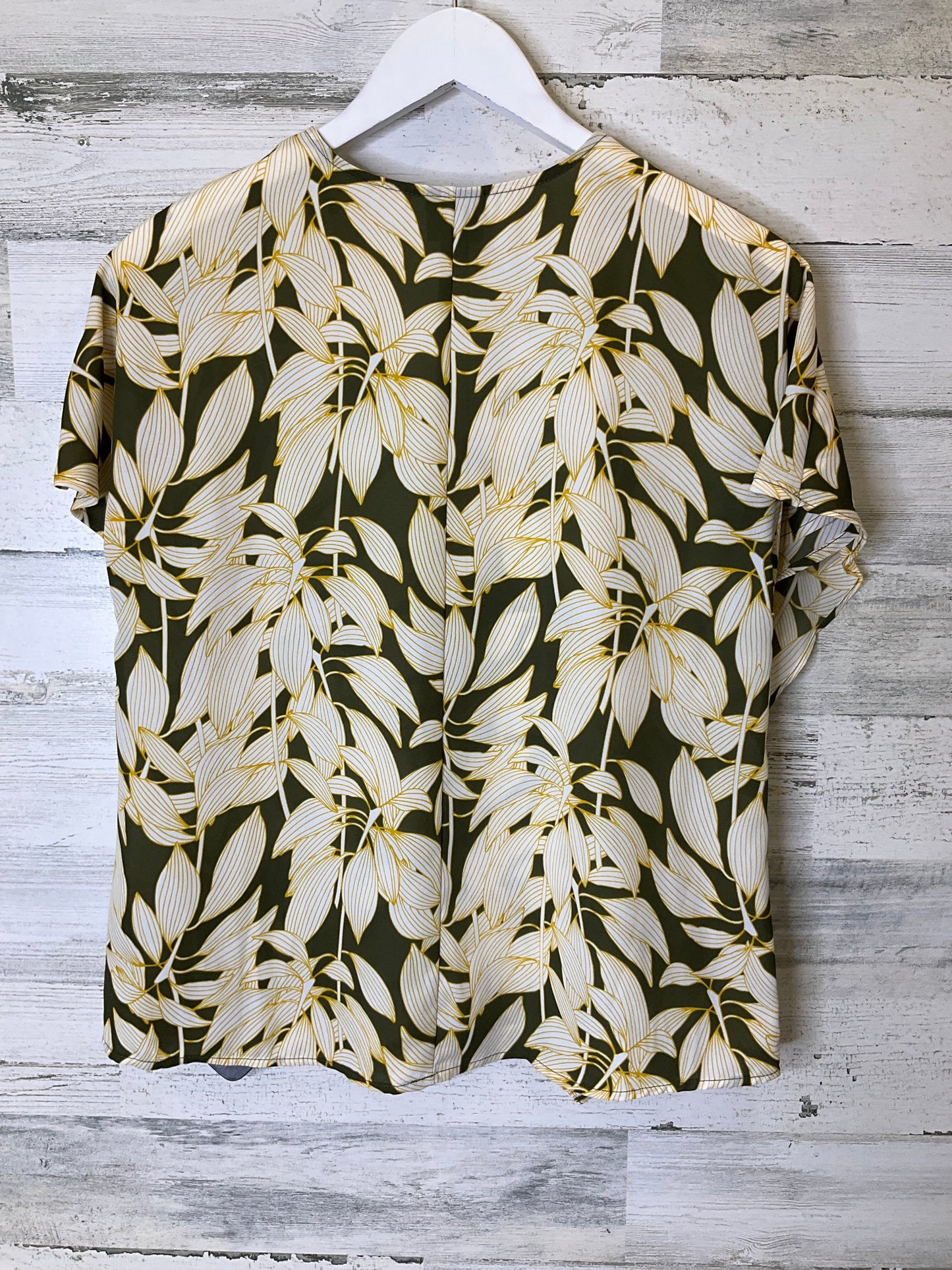 Top Short Sleeve By Worthington  Size: Xs