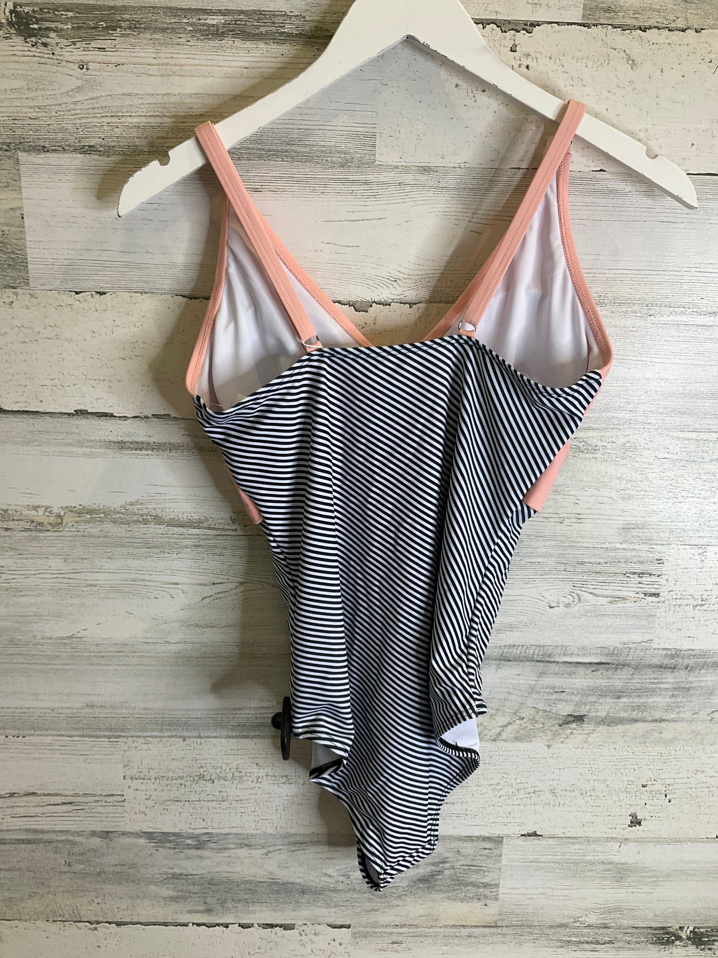 Swimsuit By Clothes Mentor In Black & Pink, Size: S