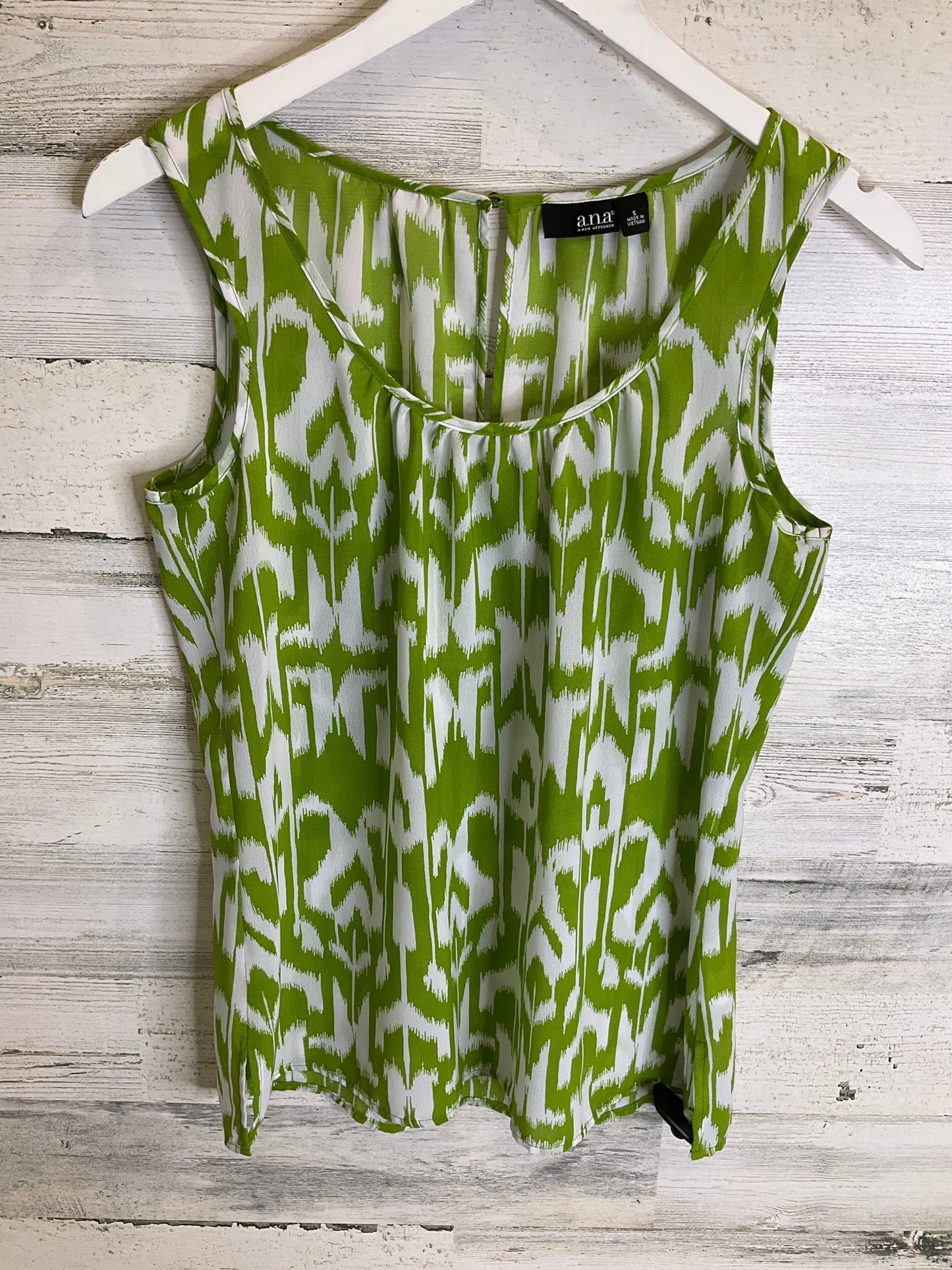 Green & White Top Sleeveless Ana, Size S