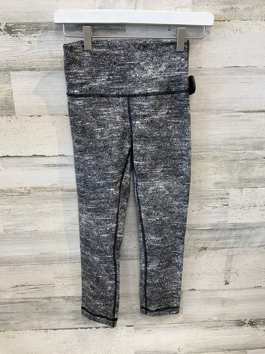 Athletic Capris By Lululemon In Black & White, Size: 4