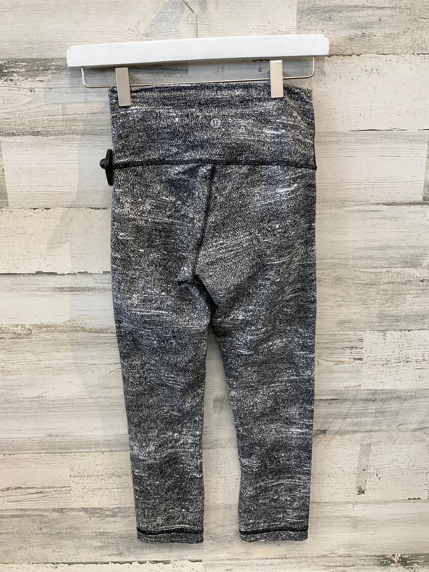 Athletic Capris By Lululemon In Black & White, Size: 4