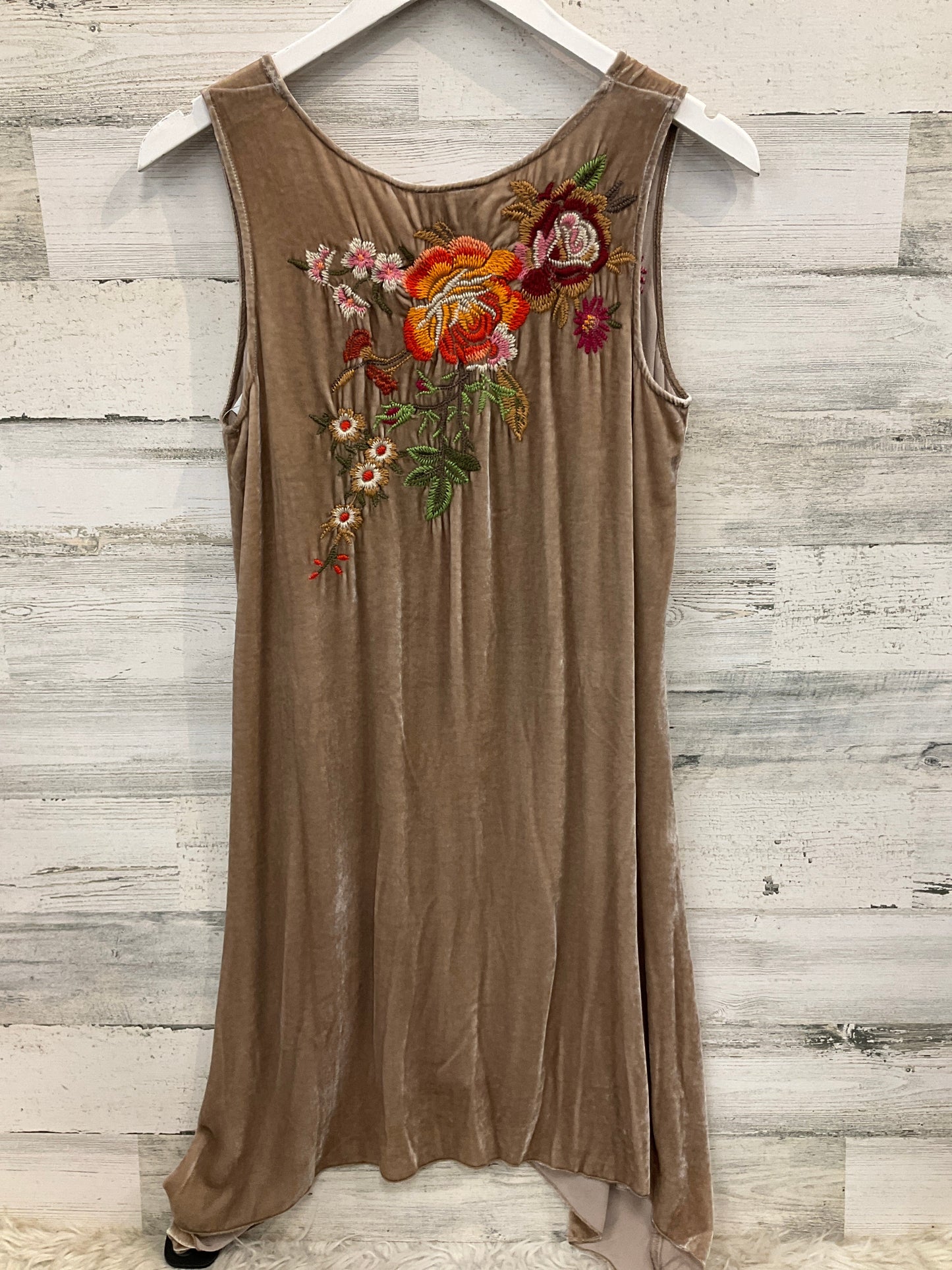 Tunic Sleeveless By Johnny Was In Tan, Size: S