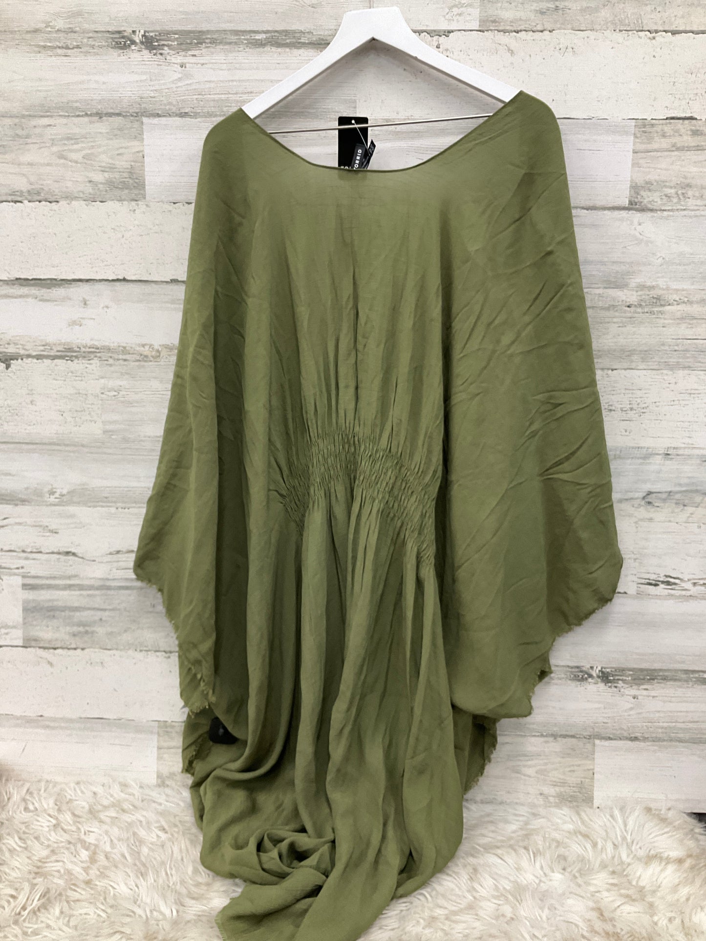 Shawl By Torrid In Green, Size: Osfm