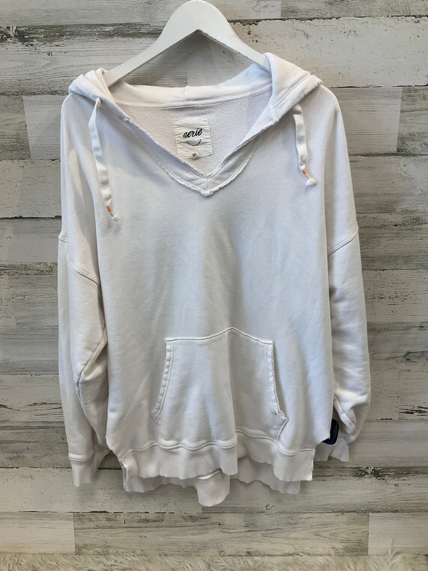 Sweatshirt Hoodie By Aerie In White, Size: S