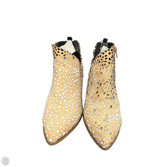Boots Ankle Heels By Qupid In Tan, Size: 8