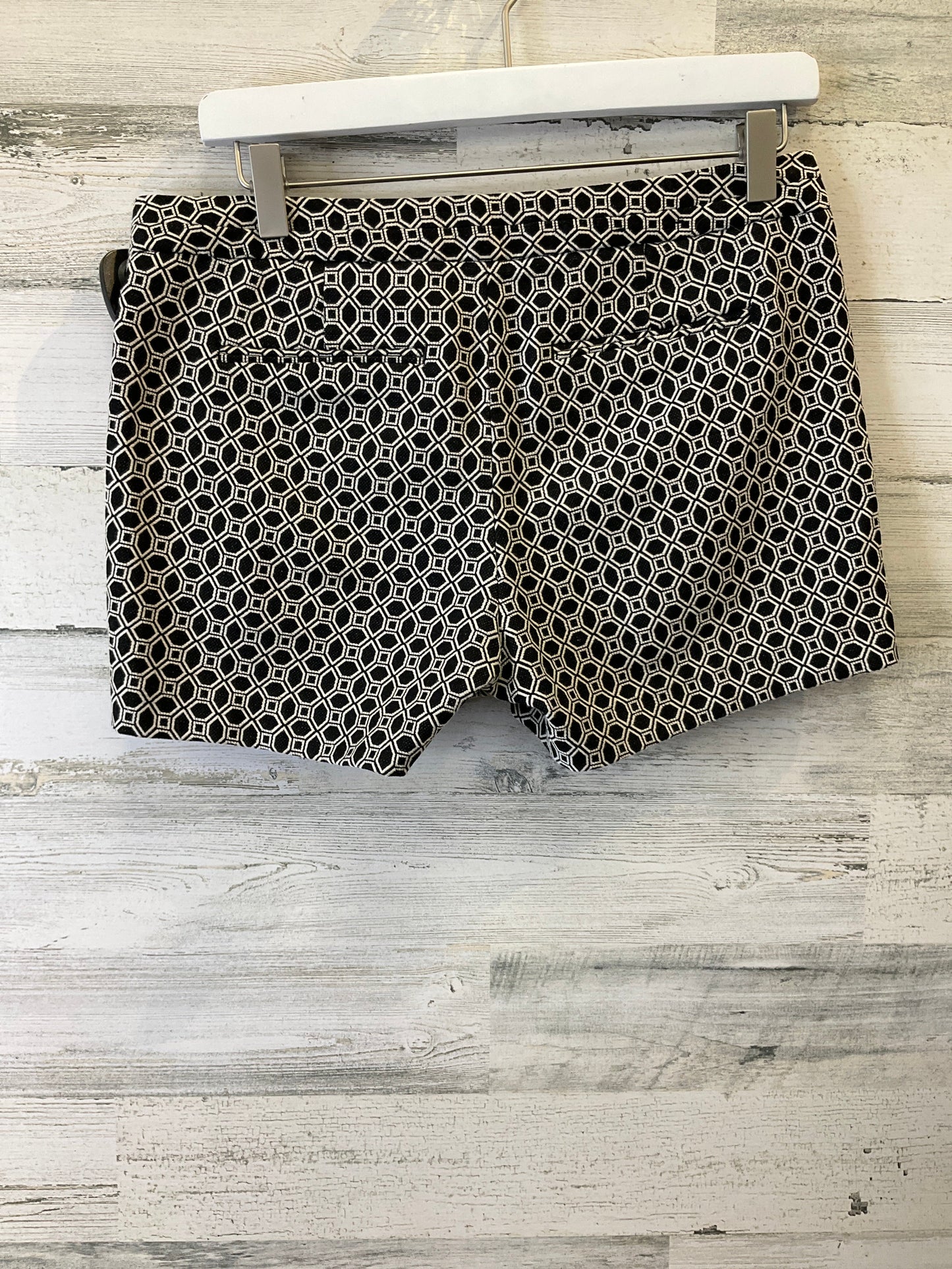 Black Shorts Banana Republic O, Size 6